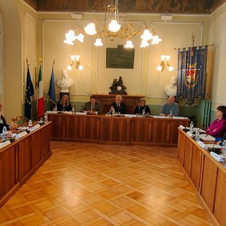 Giù le tariffe idriche: sottoscritto l'accordo, le bollette saranno più leggere per le aziende della nostra provincia