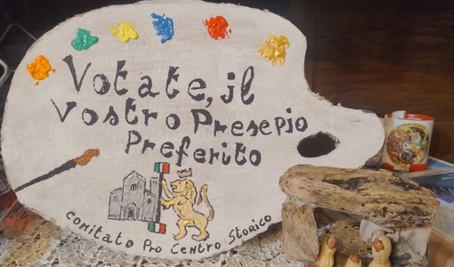Ventimiglia, XXXII edizione del concorso presepi poveri: al via la mostra all'oratorio Dei Neri (Foto)