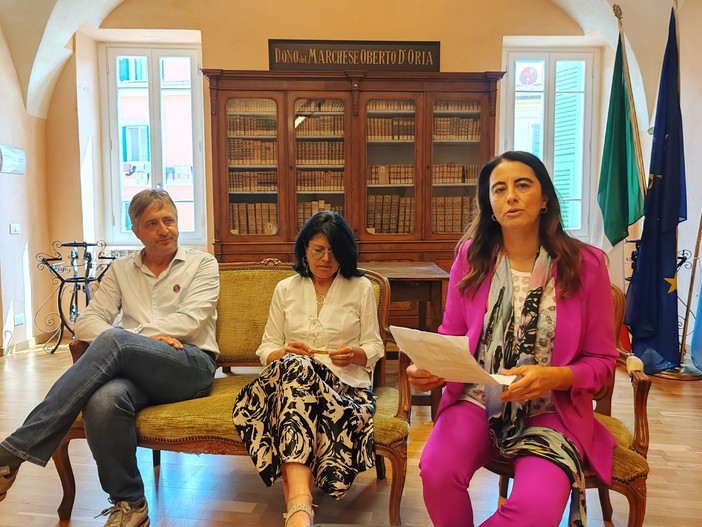 Concerti, musical, teatro e rassegna dedicata a Fabrizio De André animano l'estate di Camporosso (Foto e video) Concerti, musical, teatro e rassegna dedicata a Fabrizio De André animano l'estate di Camporosso (Foto e video)