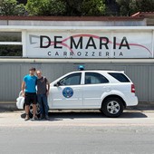 Camporosso, gesto solidale: la carrozzeria De Maria dona la verniciatura del nuovo mezzo di Ambulanze Veterinarie Odv Camporosso, gesto solidale: la carrozzeria De Maria dona la verniciatura del nuovo mezzo di Ambulanze Veterinarie Odv