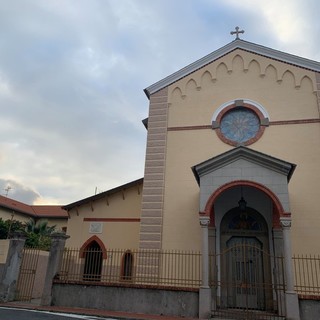 Imperia, epidemia di covid nella chiesa dei cappuccini a Porto: stop alle messe a tempo indeterminato Imperia, epidemia di covid nella chiesa dei cappuccini a Porto: stop alle messe a tempo indeterminato