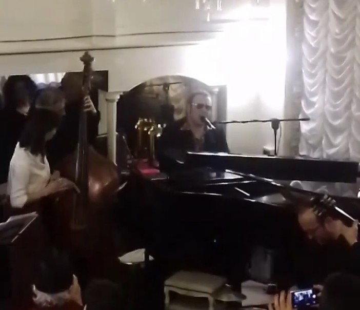 #Sanreno 2020: il Gilda ospita la musica del Festival, molti vip hanno cantato sino all’alba #Sanreno 2020: il Gilda ospita la musica del Festival, molti vip hanno cantato sino all’alba