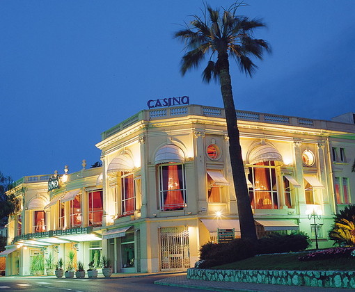 Il Biribissi diventa Jara's   Cena e serata discoteca nell’elegante sala del Casinò Municipale
