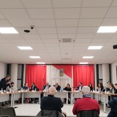 Vallecrosia, Consiglio comunale il 3 giugno: bilancio, urbanistica, imposta di soggiorno e parcheggi all'ordine del giorno