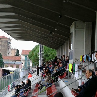 Imperia: in occasione della partita di domenica con l'Albenga, vietata la somministrazione e la vendita di bevande alcoliche e analcoliche in contenitori di vetro