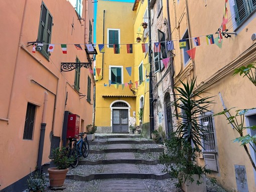 Sanremo, quando la cultura si riprende gli spazi: la Pigna si lascia alle spalle spaccio e degrado Sanremo, quando la cultura si riprende gli spazi: la Pigna si lascia alle spalle spaccio e degrado