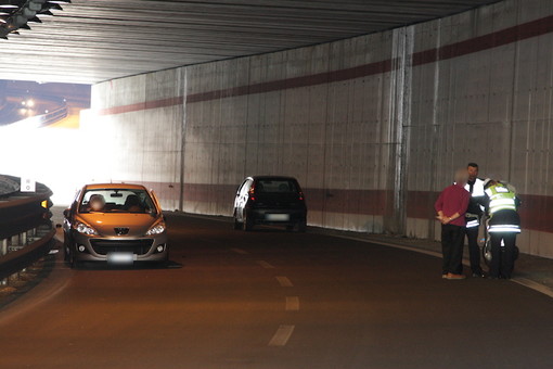 Taggia: auto contromano in Aurelia Bis causa incidente, strada chiusa nel tardo pomeriggio