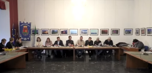 Bordighera: fondi per outdoor, ex chiesa Anglicana e cimiteri Bordighera: fondi per outdoor, ex chiesa Anglicana e cimiteri