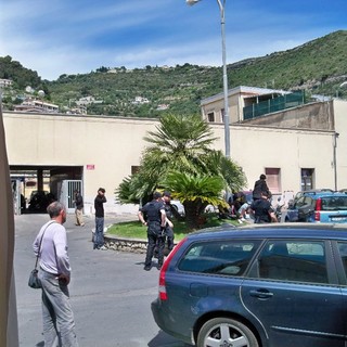 Ventimiglia: piazza della Stazione ripulita per l'arrivo di Alfano, lo sdegno di Fratelli d'Italia