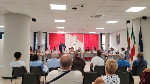 Centro benessere con servizio ristoro a Vallecrosia al Mare, approvato all'unanimità in consiglio comunale Centro benessere con servizio ristoro a Vallecrosia al Mare, approvato all'unanimità in consiglio comunale