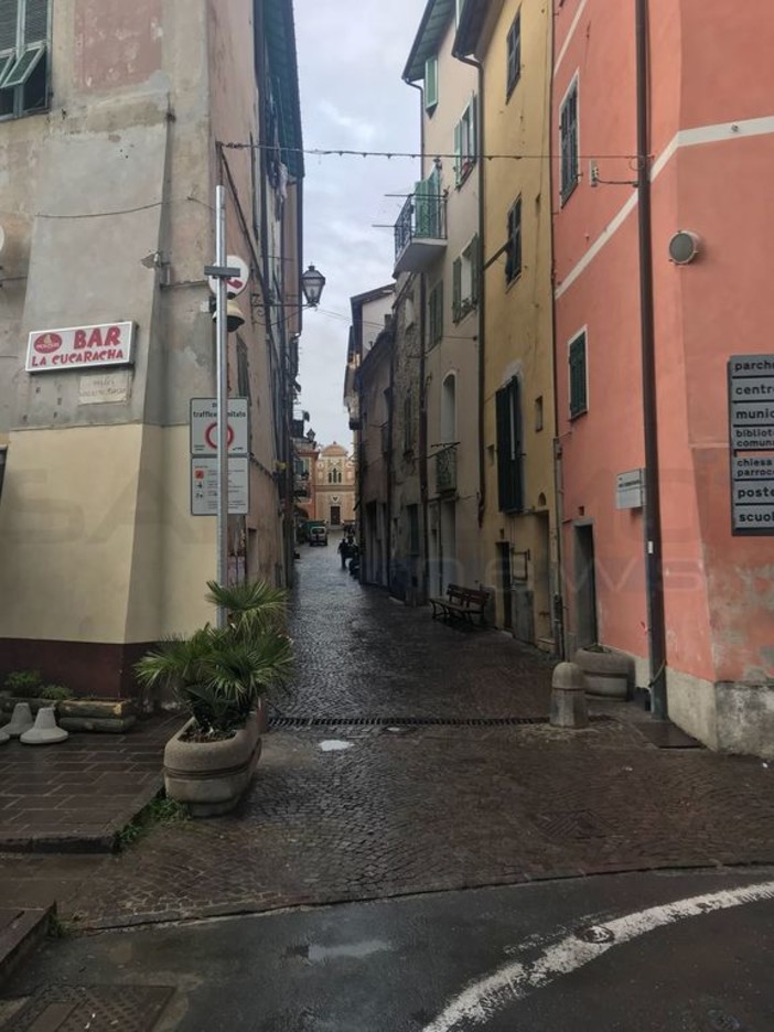 Camporosso: centro storico, iniziati i lavori per l’installazione delle telecamere che controlleranno le vie d'accesso Camporosso: centro storico, iniziati i lavori per l’installazione delle telecamere che controlleranno le vie d'accesso