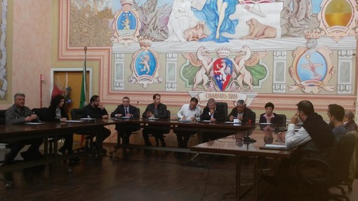 Diano Marina: il Consiglio Comunale approva l'ingresso di San Bartolomeo al Mare nella centrale unica di committenza sugli appalti Diano Marina: il Consiglio Comunale approva l'ingresso di San Bartolomeo al Mare nella centrale unica di committenza sugli appalti