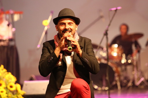 Sanremo: successo per il primo concerto di presentazione dell’album di Amedeo Grisi 'Femmina'