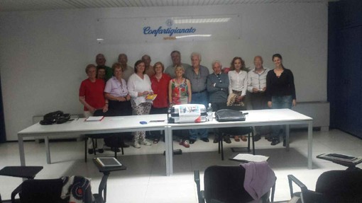 Sanremo: un corso dedicato all'uso dei tablet per le persone della terza età