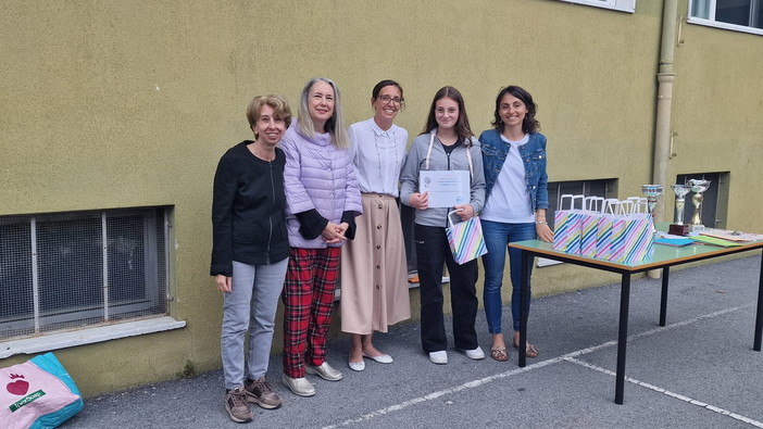 Ventimiglia: premiati gli alunni dell'I.C. n° 2 Cavour campioni di matematica Ventimiglia: premiati gli alunni dell'I.C. n° 2 Cavour campioni di matematica