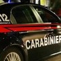 Sanremo, perseguita l’ex moglie, scavalca il cancello e si introduce in casa: lei si chiude in auto e chiama il 112