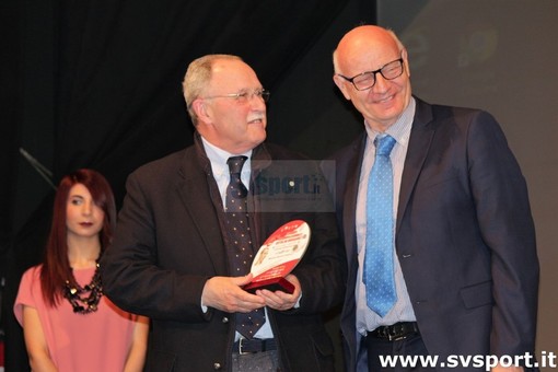 Calcio. Gli auguri Pasquale da parte del presidente del Comitato Ligure, Giulio Ivaldi