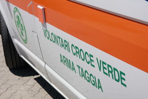 Sanremo: colta da malore finisce contro un muro, 69enne portata in ospedale Sanremo: colta da malore finisce contro un muro, 69enne portata in ospedale