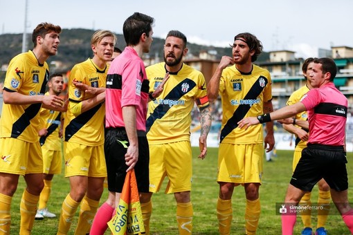 Calcio. ora è ufficiale: il Savona chiede la ripetizione del derby con l'Albissola