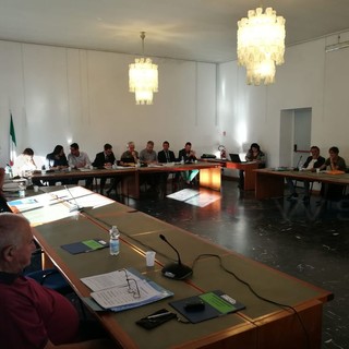 Bordighera: convocato per giovedì 29 novembre il prossimo Consiglio comunale nella Sala Rossa di Palazzo del Parco