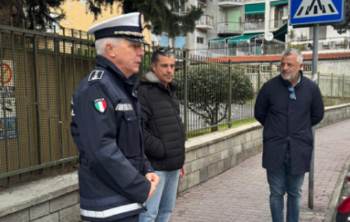 Confcommercio Sanremo e Polizia Municipale insieme per la viabilità Confcommercio Sanremo e Polizia Municipale insieme per la viabilità