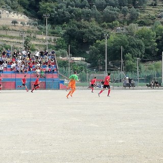 Calcio, Promozione. Camporosso-Loanesi 4-0: roboante avvio di campionato dei rossoblu