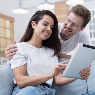 Come scegliere la migliore connessione internet e risparmiare