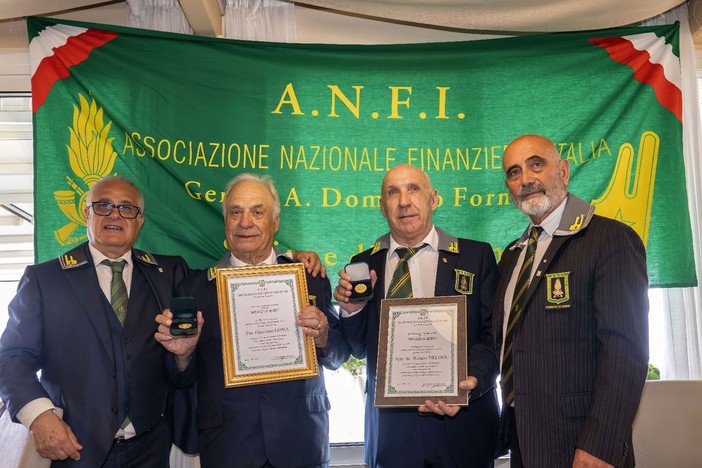 250° anniversario della Guardia di FInanza, pranzo di ringraziamento dell'Anfi (foto)