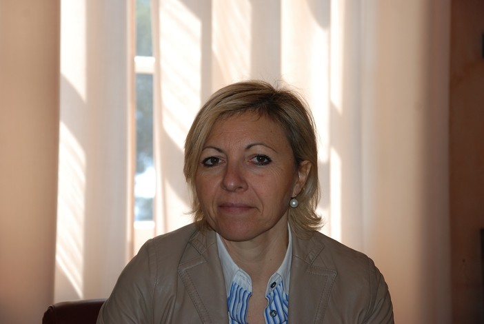 Diano Marina: illustrato questa mattina dall'Assessore Feltrin ai commercianti il nuovo Regolamento dei dehor Diano Marina: illustrato questa mattina dall'Assessore Feltrin ai commercianti il nuovo Regolamento dei dehor