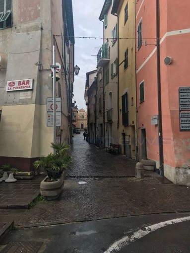 Camporosso: centro storico, iniziati i lavori per l’installazione delle telecamere che controlleranno le vie d'accesso Camporosso: centro storico, iniziati i lavori per l’installazione delle telecamere che controlleranno le vie d'accesso