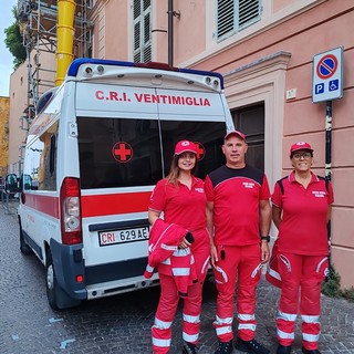 Formazione in emergenza, prove pratiche di primo soccorso per la Cri Ventimiglia Formazione in emergenza, prove pratiche di primo soccorso per la Cri Ventimiglia