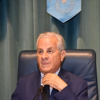 Imperia: il Sindaco Claudio Scajola replica alla question time del M5S sulla vendita delle quote Autofiori: "Un patto d'onore per me vale più di un qualsiasi scritto notarile"