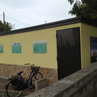 Sanremo: 'casetta' raccolta rifiuti inutilizzata, la segnalazione di una lettrice