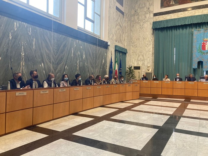 Imperia, i capogruppo di maggioranza non ci stanno: "Nessun cittadino cambierebbe questo sindaco con l'accoppiata Strescino + PD”