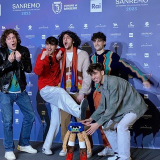 Sanremo 2023, il Premio Enzo Iannacci ai Colla Zio, "per la loro energia, simpatia e spontaneità" Sanremo 2023, il Premio Enzo Iannacci ai Colla Zio, "per la loro energia, simpatia e spontaneità"