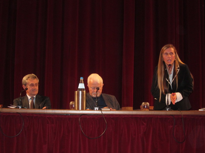 Sanremo: grande partecipazione al Teatro del Casinò per l'incontro con Gian Carlo Caselli e Roberto Cavallone