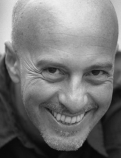 Festival di Sanremo 2011: un aggettivo per cantante. Secondo Massimo Cotto Festival di Sanremo 2011: un aggettivo per cantante. Secondo Massimo Cotto