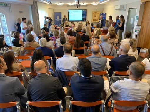 Sanremo: Confindustria Imperia presenta il "Convegno su parità di genere, diversità e inclusione, tra norme, certificazioni e buone pratiche" Sanremo: Confindustria Imperia presenta il "Convegno su parità di genere, diversità e inclusione, tra norme, certificazioni e buone pratiche"