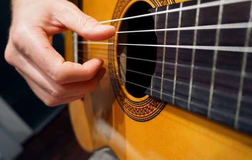 ‘DiamociCorda’, parte una raccolta fondi per riparare gli strumenti musicali della Scuola MusicArte di Camporosso ‘DiamociCorda’, parte una raccolta fondi per riparare gli strumenti musicali della Scuola MusicArte di Camporosso