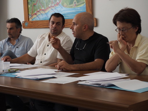 Triora: migranti, Nicosia tuona contro il sindaco "Lo SPRAR non esiste e lei lo sapeva, ci ha fatto fare una magra figura" Triora: migranti, Nicosia tuona contro il sindaco "Lo SPRAR non esiste e lei lo sapeva, ci ha fatto fare una magra figura"