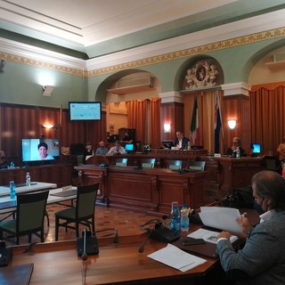 Sanremo: tensione in maggioranza sulla pratica di Amaie Energia. Dure critiche di Nocita e Masselli Sanremo: tensione in maggioranza sulla pratica di Amaie Energia. Dure critiche di Nocita e Masselli