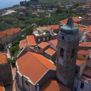 Costarainera, demolizione del Municipio. La maggioranza risponde all’opposizione: “Solo portate a termine opere già intraprese e appaltate”