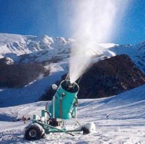 Temperature più rigide da alcune ore: cannoni in azione e nuove piste aperte nel Mondolè Ski