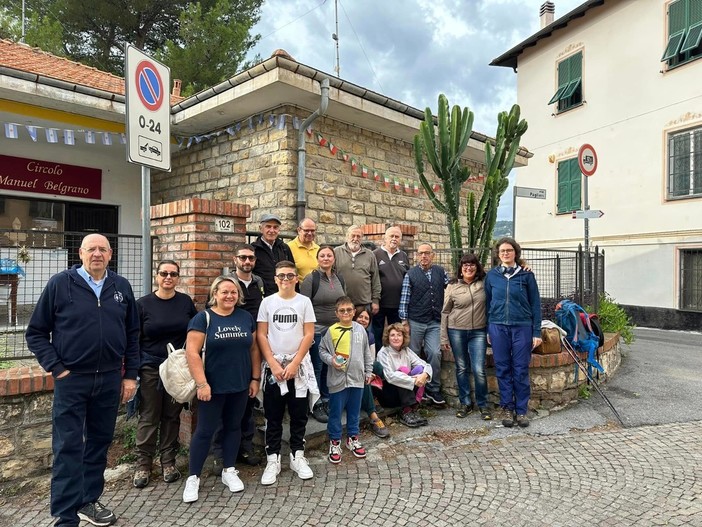 Imperia, una camminata tra gli olivi alla scoperta di Costa d'Oneglia Imperia, una camminata tra gli olivi alla scoperta di Costa d'Oneglia