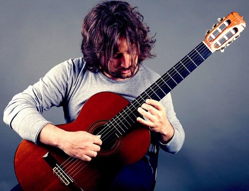 Esce in tutto il mondo 'Tres Almas' del Maestro e musicista imperiese Christian Lavernier Esce in tutto il mondo 'Tres Almas' del Maestro e musicista imperiese Christian Lavernier