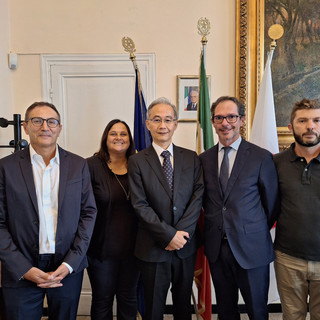 Il Console Generale del Giappone a Milano Toshiaki Kobayashi in visita a Bordighera