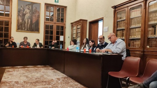 Numerazione civica ferma da due anni, l'Amministrazione comunale di Camporosso: "Rallentamento dovuto a carenza di personale"