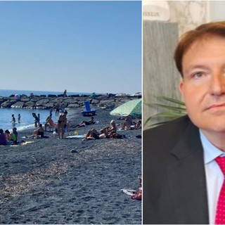 Caldo anomalo e la stagione si allunga, tuffi al mare e stabilimenti aperti Caldo anomalo e la stagione si allunga, tuffi al mare e stabilimenti aperti