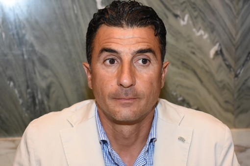 Imperia, piscina "Cascione": il consigliere Ornamento nuovo componente della commissione di vigilanza sulla gestione