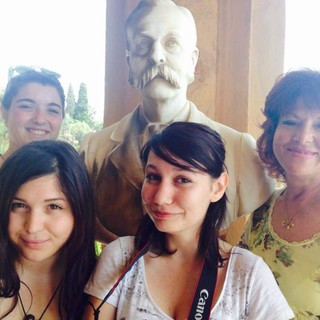 Ventimiglia: il Gruppo Pilota classi 4A e 4B dell'Istituto Tecnico Turistico Hanbury di Imperia premiato al concorso "Obiettivo Hanbury".